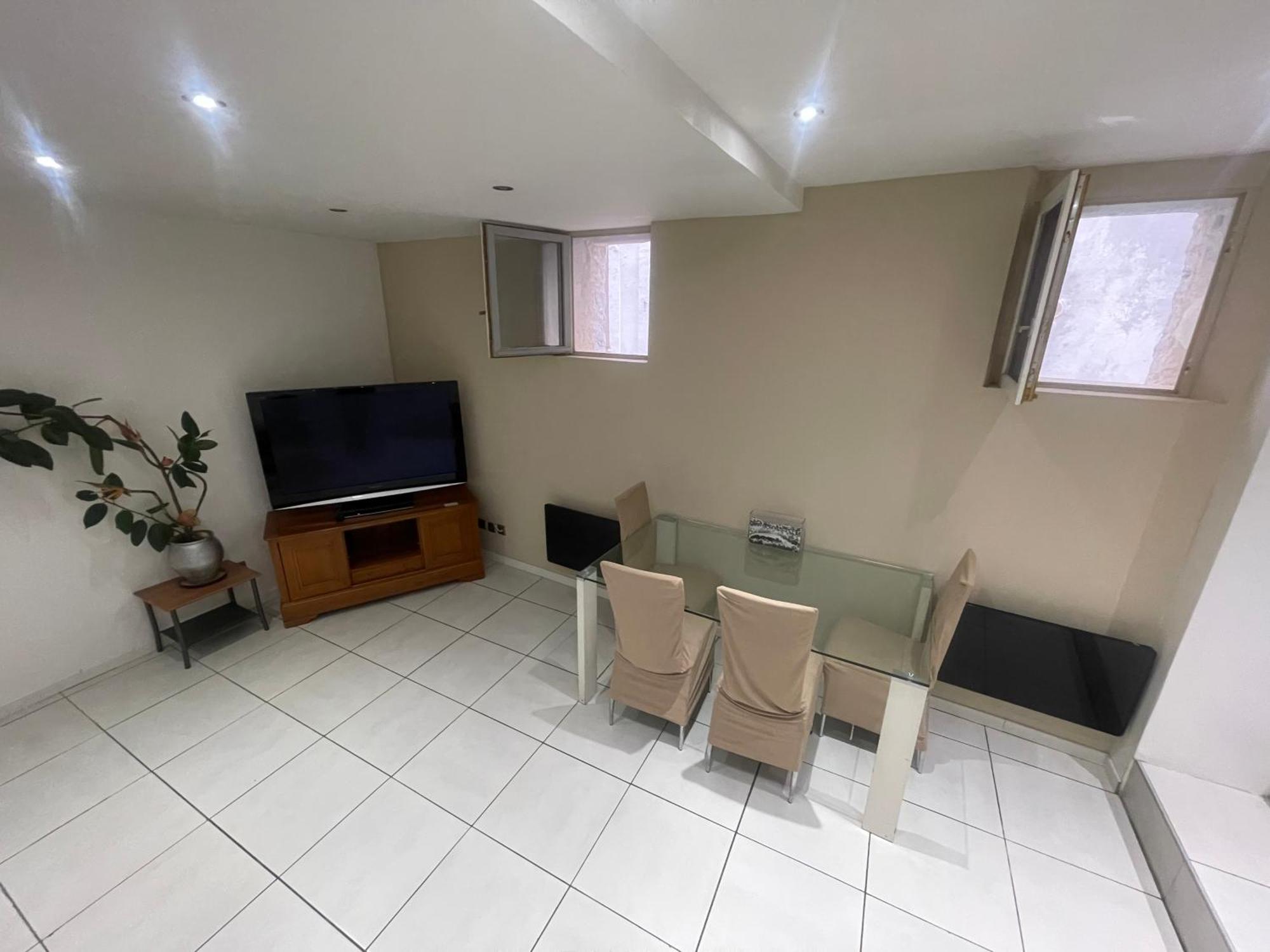 Tres Bel Appartement Pres De Montpellier Gignac  Dış mekan fotoğraf